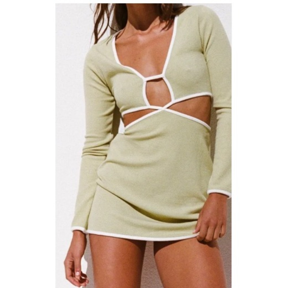 Sabo Mini Dress Womens Size M Sage Green Long Sleeve Cut Out Ribbed V-Neck